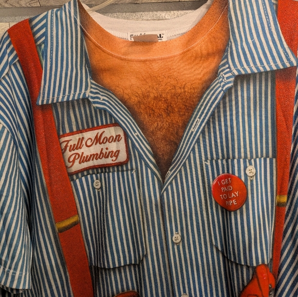 Faux Real Striped Plumber Graphic T-Shirt Size Xl - Picture 3 of 5